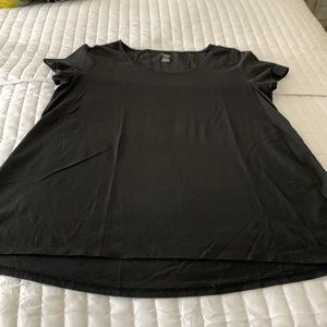 Premise Studio Black short sleeve top. Size Large.